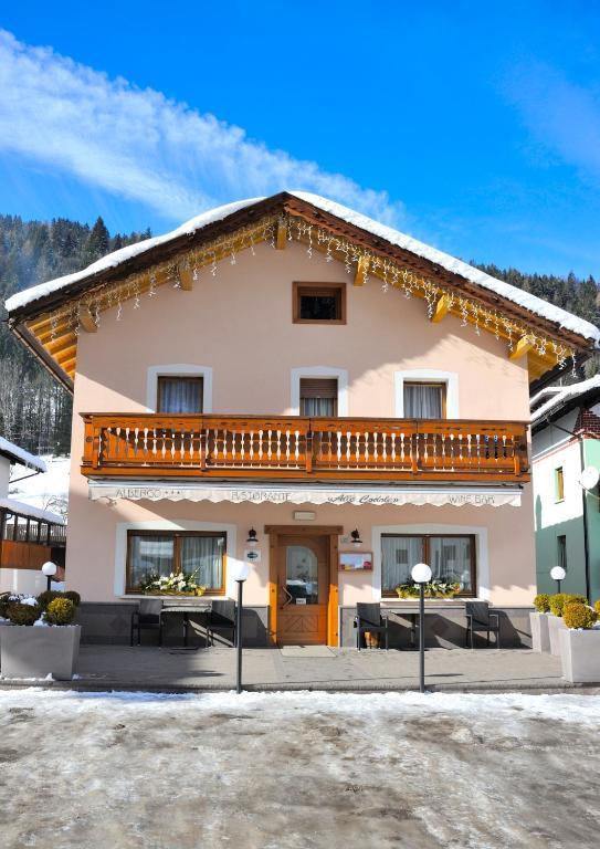 Albergo Ristorante Alle Codole Canale d'Agordo Bagian luar foto